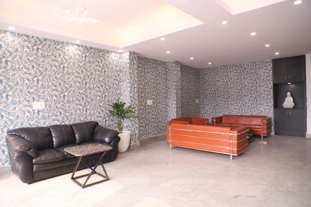 Lyf Corporate Suites - Noida Sector 19 Zewnętrze zdjęcie