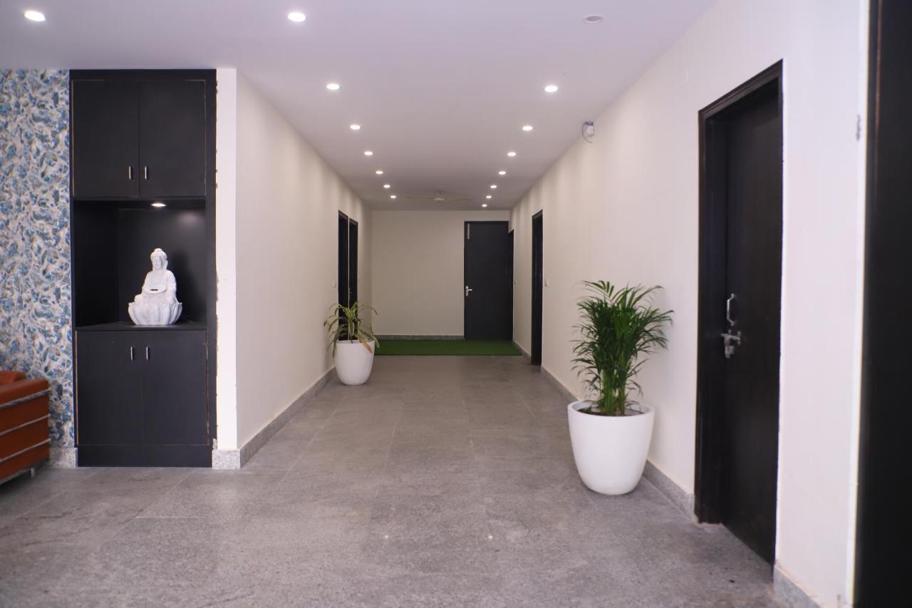 Lyf Corporate Suites - Noida Sector 19 Zewnętrze zdjęcie
