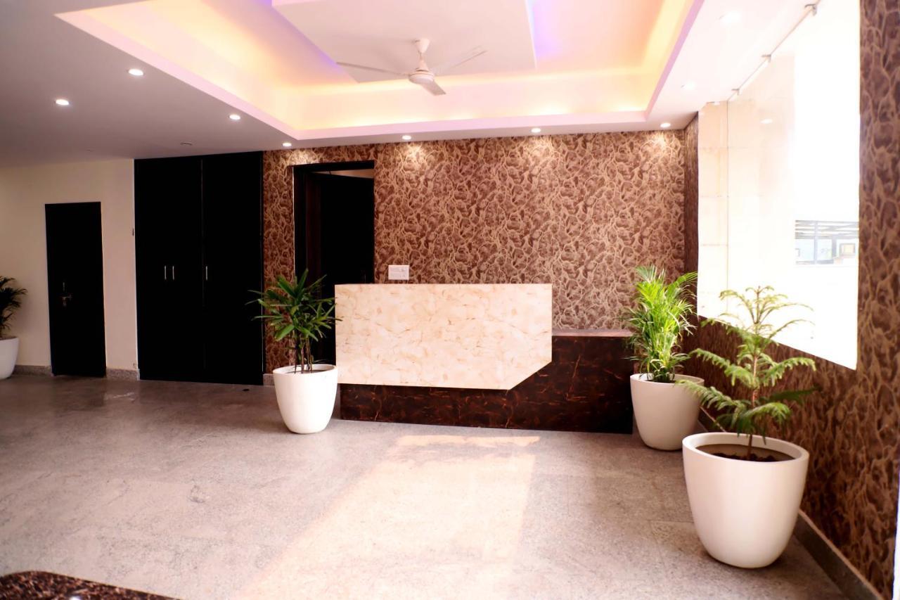 Lyf Corporate Suites - Noida Sector 19 Zewnętrze zdjęcie